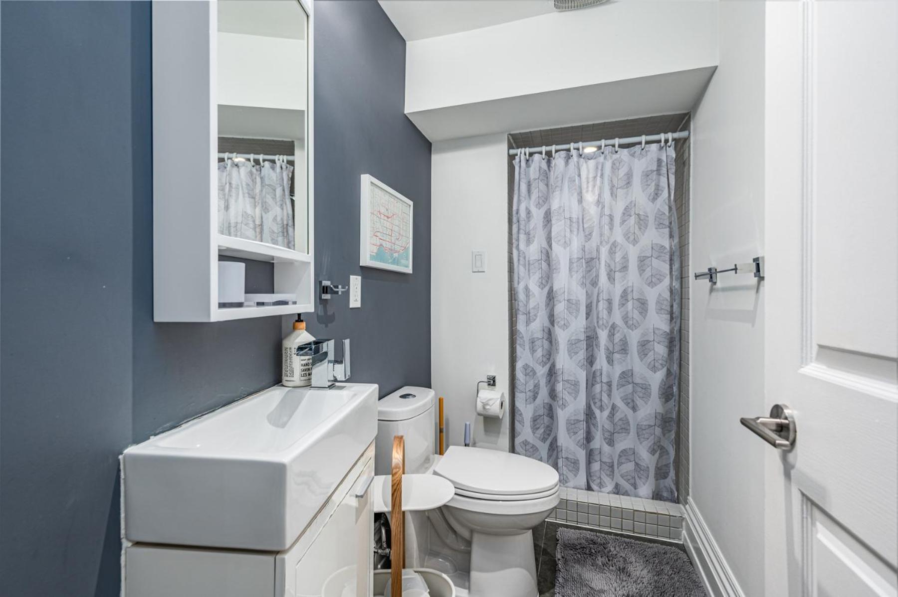 Modern Design Studio Торонто Экстерьер фото